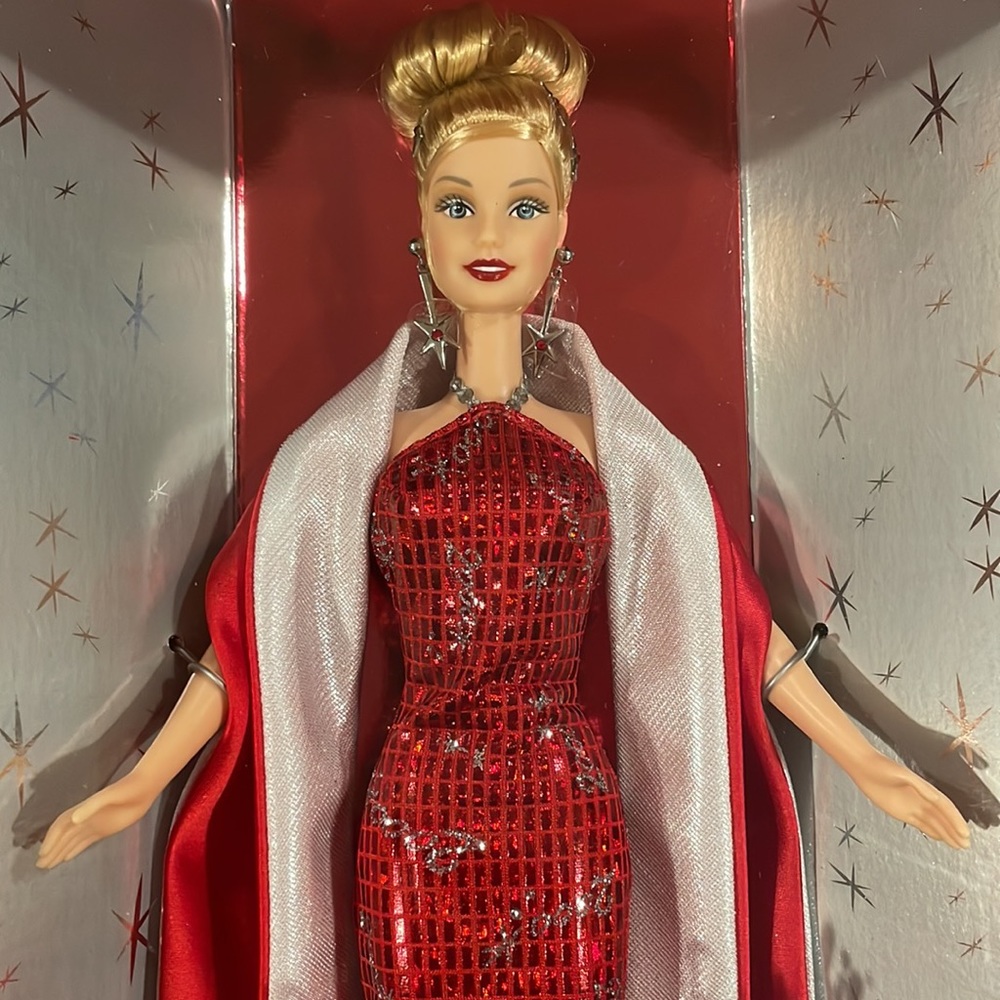 NWT 2000 Barbie Collector Edition. Celebrate the new era with Barbie!!